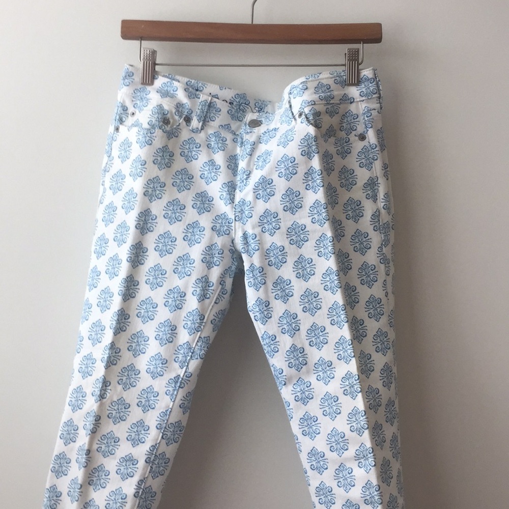 Skinny jeans by Vineyard Vines